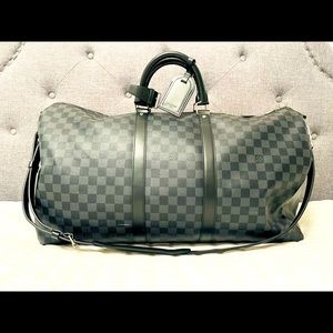Louis Vuitton Keepall Bandouliere 55 duffle. Damier graphite canvas.